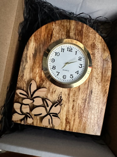 Desk clock